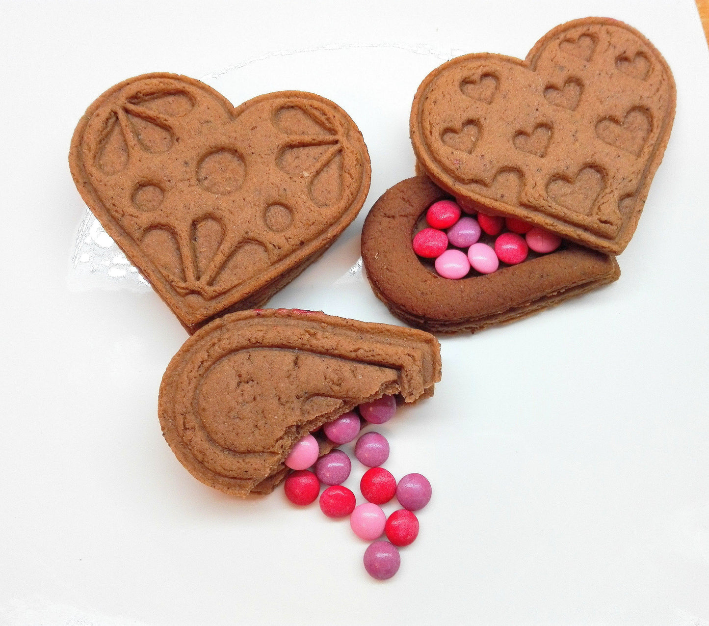 Heart with surprise, piñata  - cookie cutter set