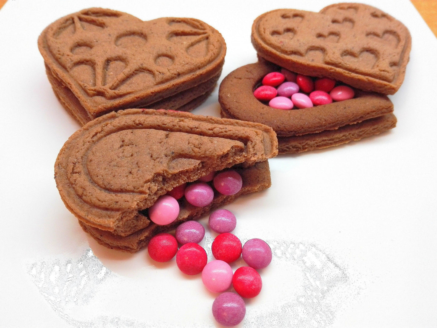 Heart with surprise, piñata  - cookie cutter set