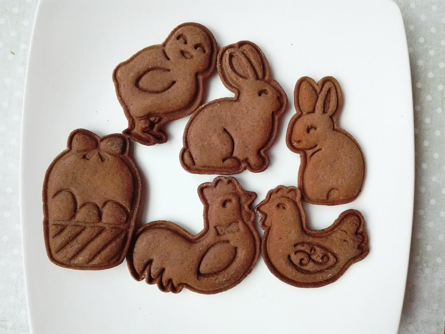 Basket with eggs - cookie cutter set