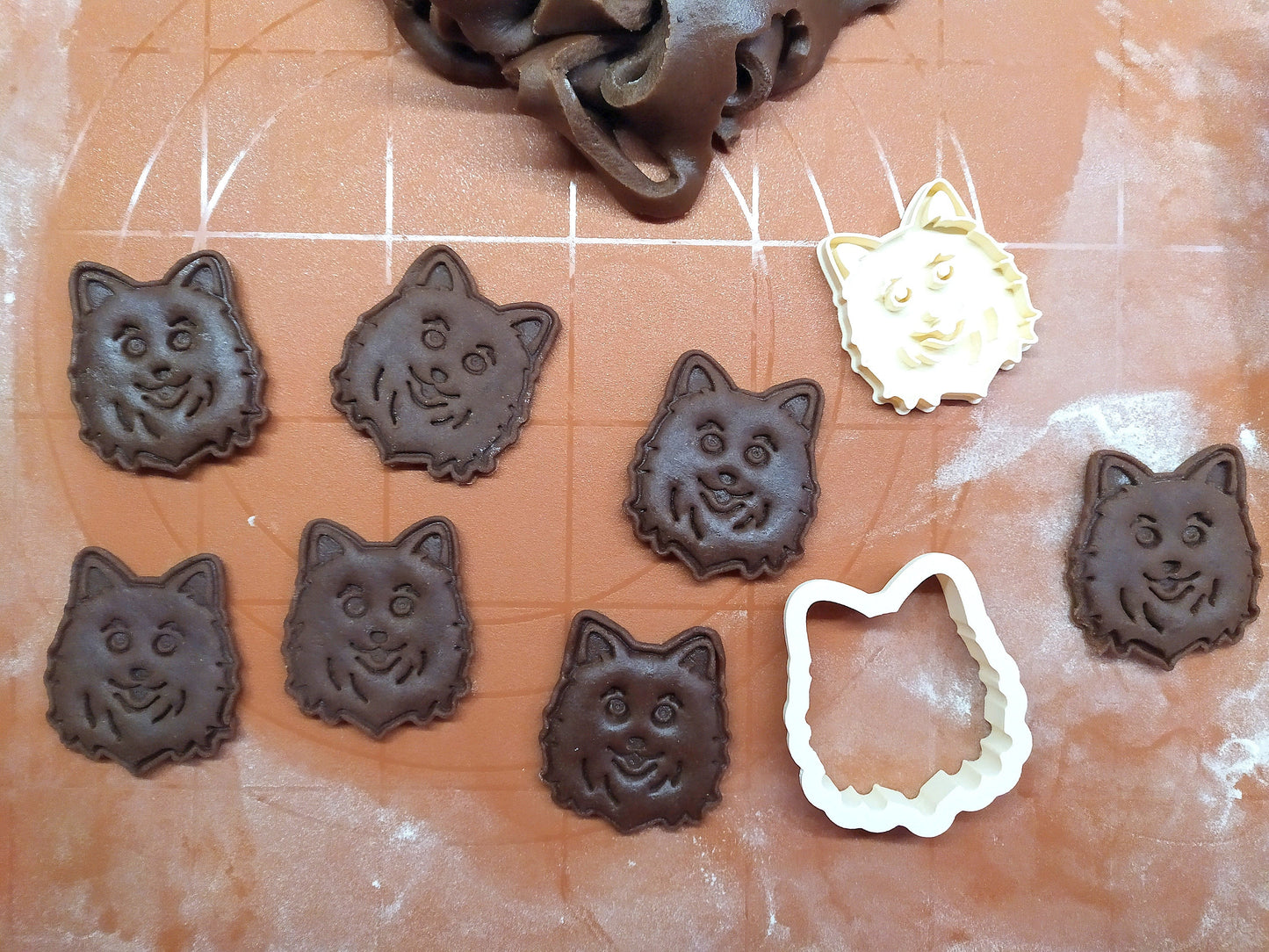 Pomeranian - cookie cutter set