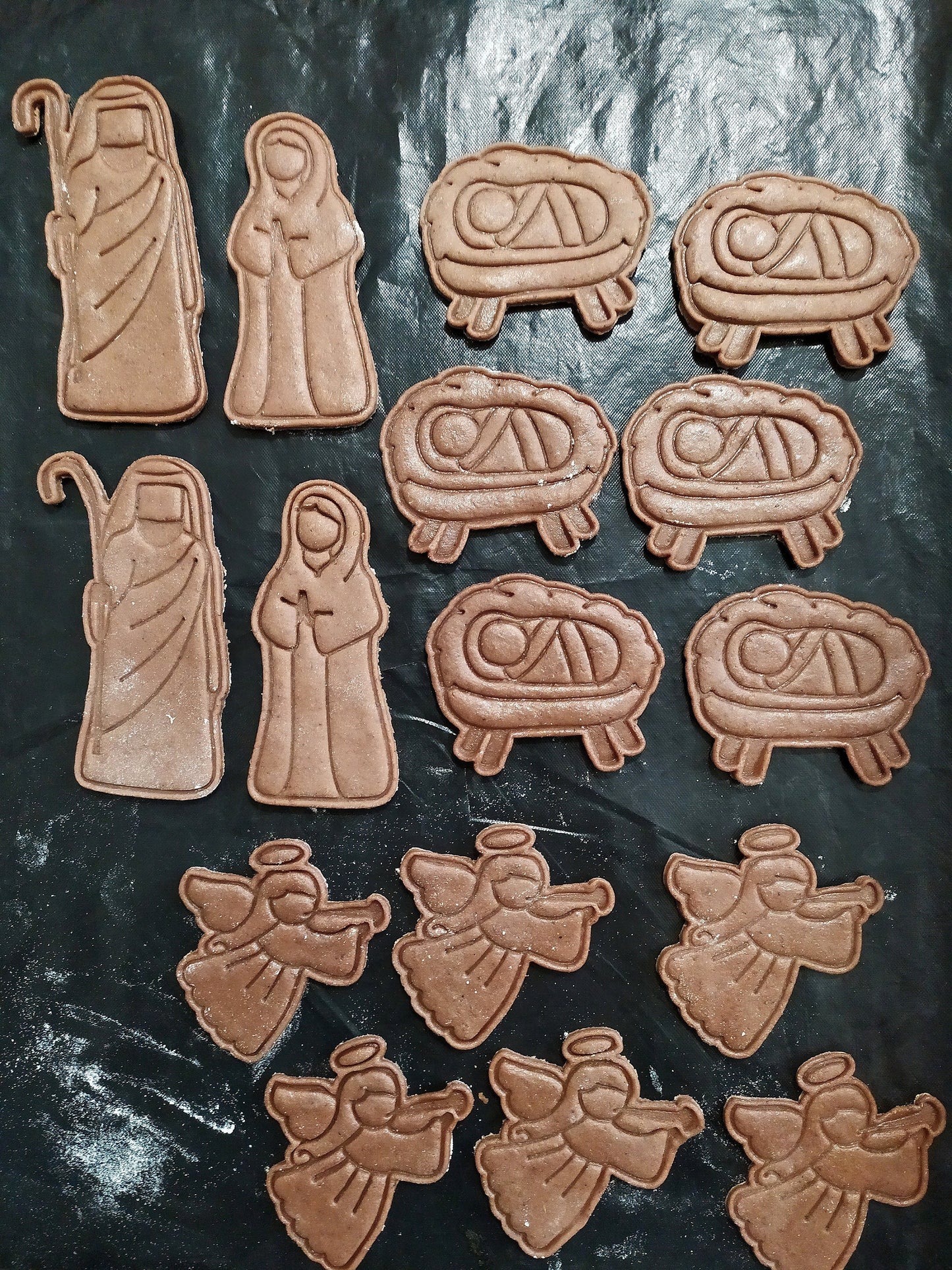 Angel with trumpet - cookie cutter set