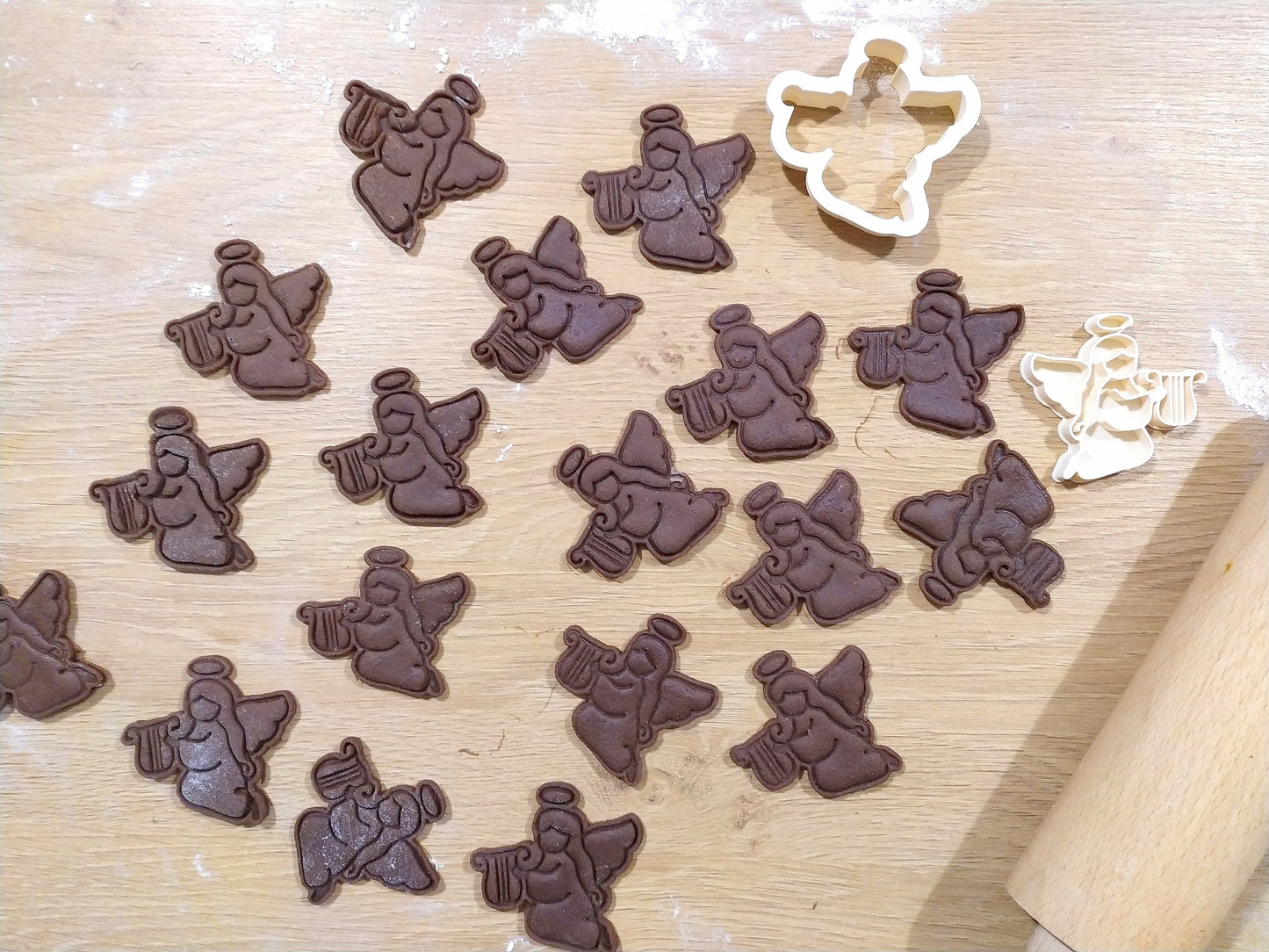 Angel with harf - cookie cutter set