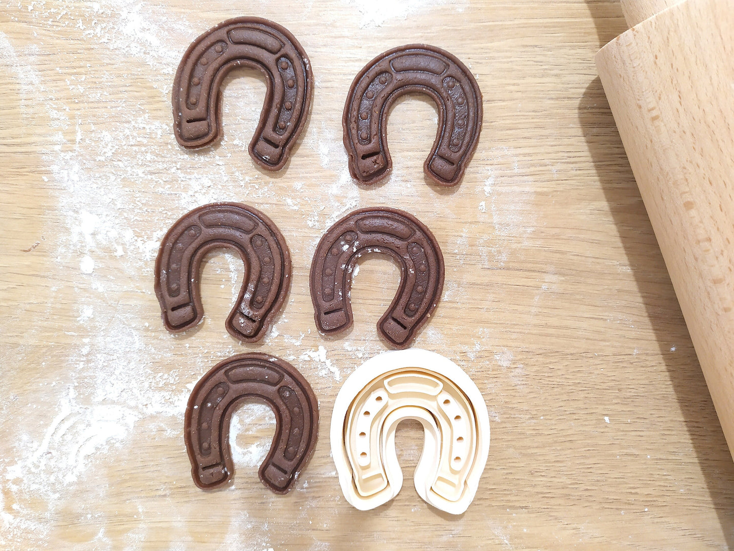 Horseshoe - cookie cutter set