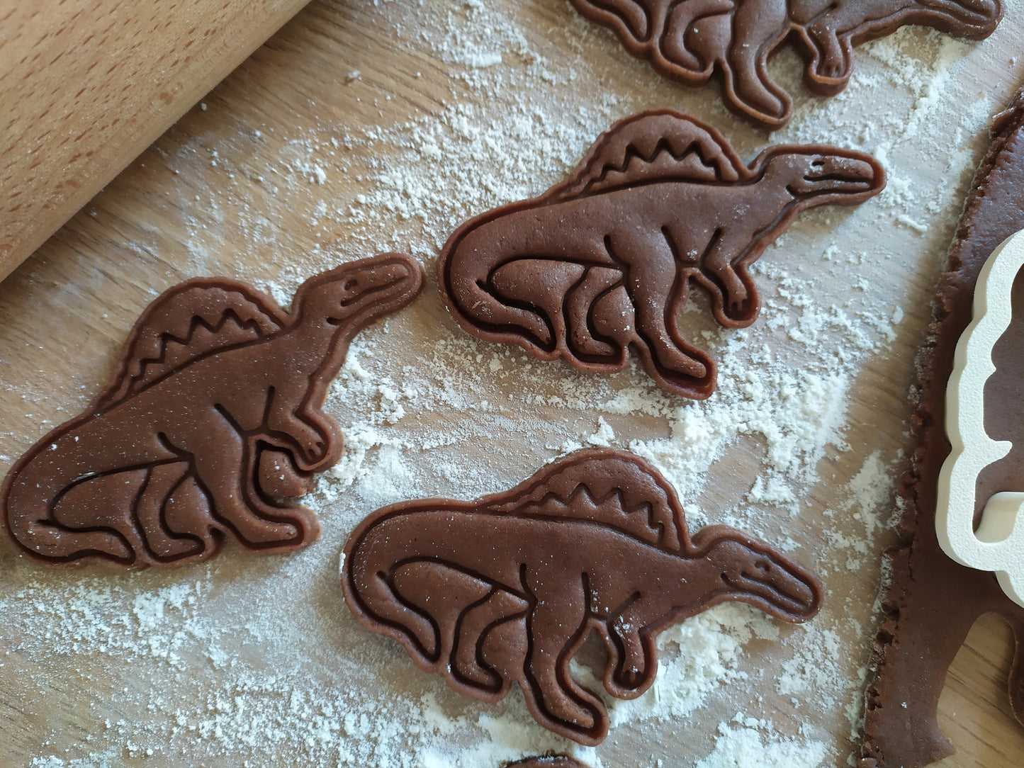 Spinosaurus - cookie cutter set
