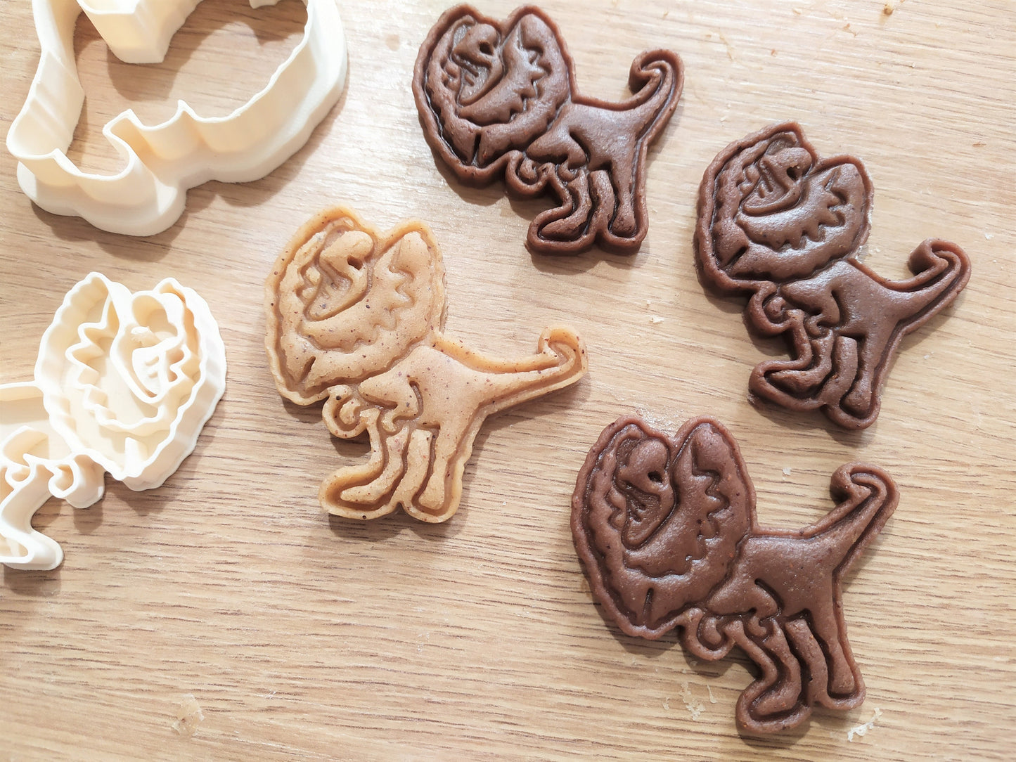 Dilophosaurus - cookie cutter set