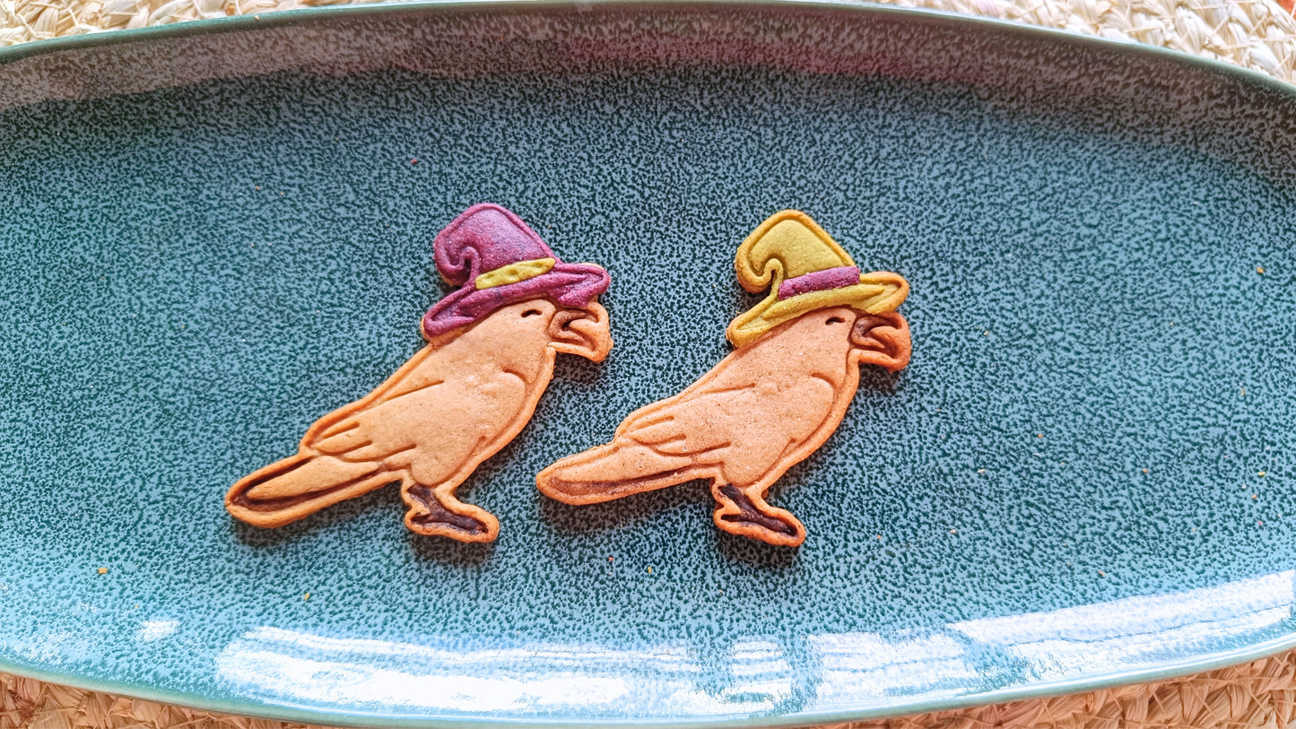 Raven with witch hat - cookie cutter set