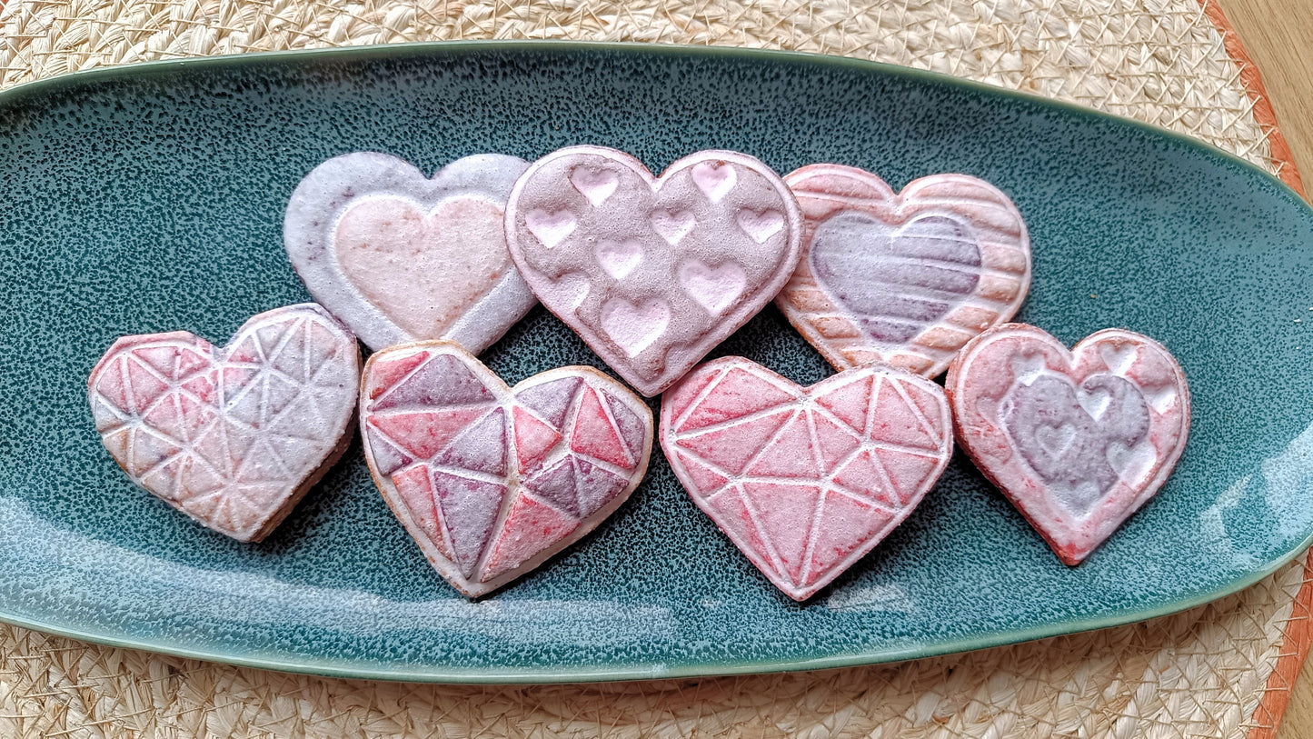 Symmetrical low poly heart - cookie cutter set
