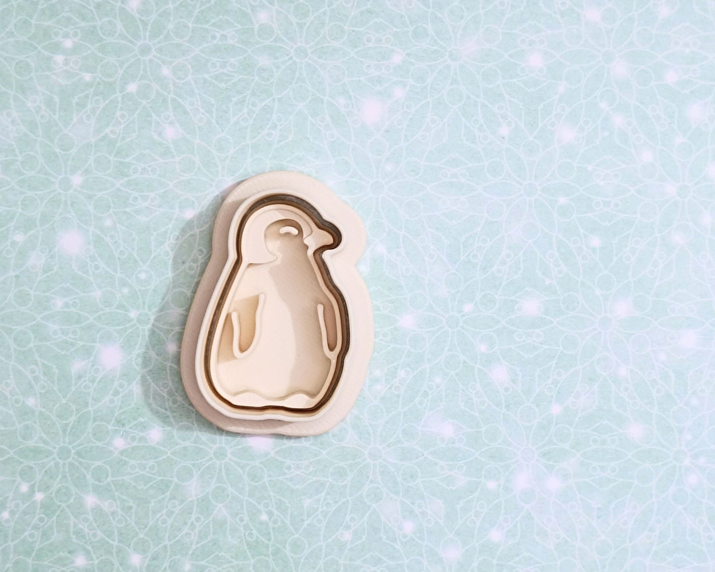 Turned baby penguin - cookie cutter set