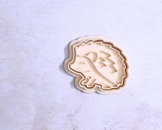 Hedgehog, sitting - cookie cutter set
