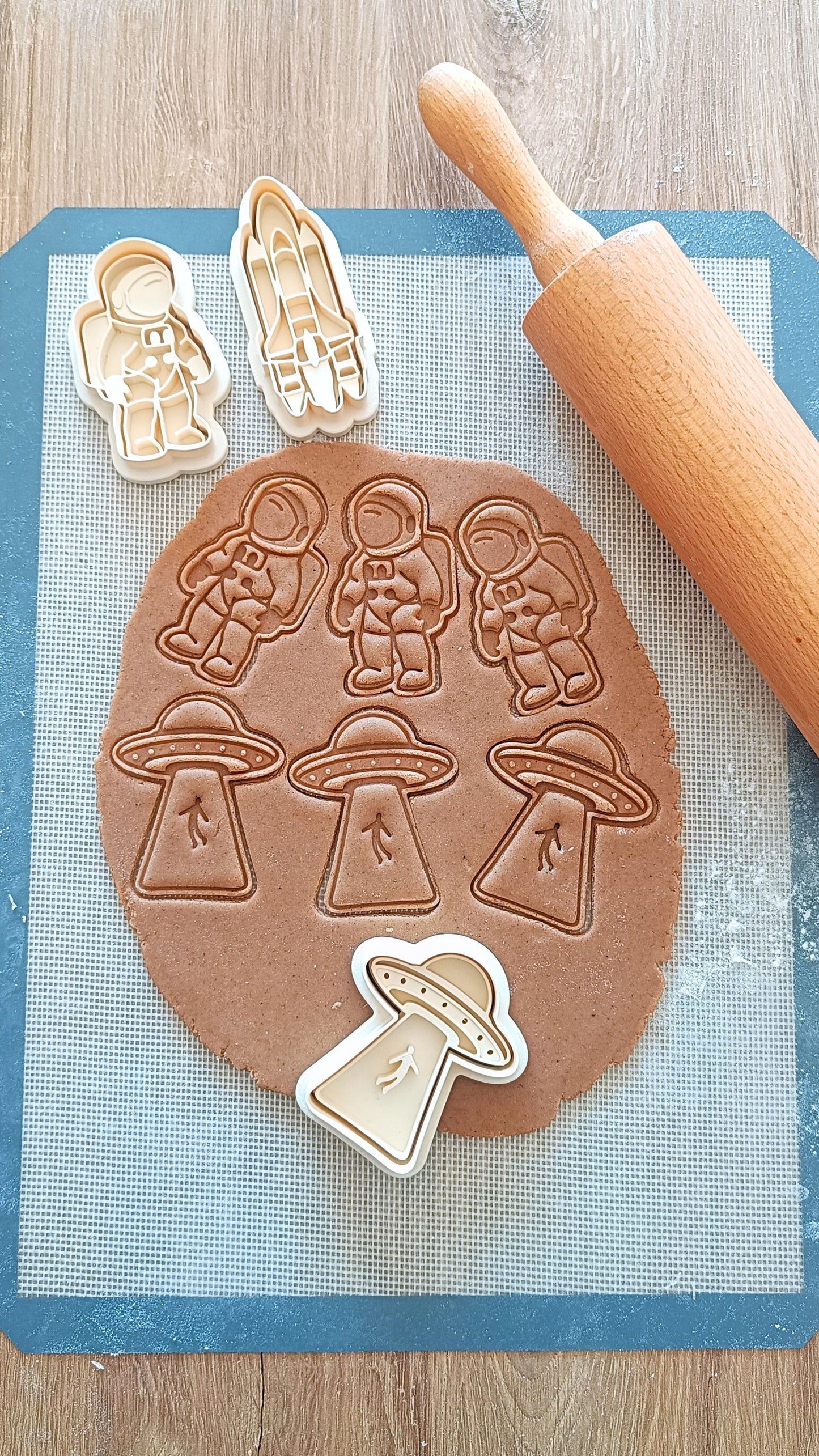 UFO - cookie cutter set