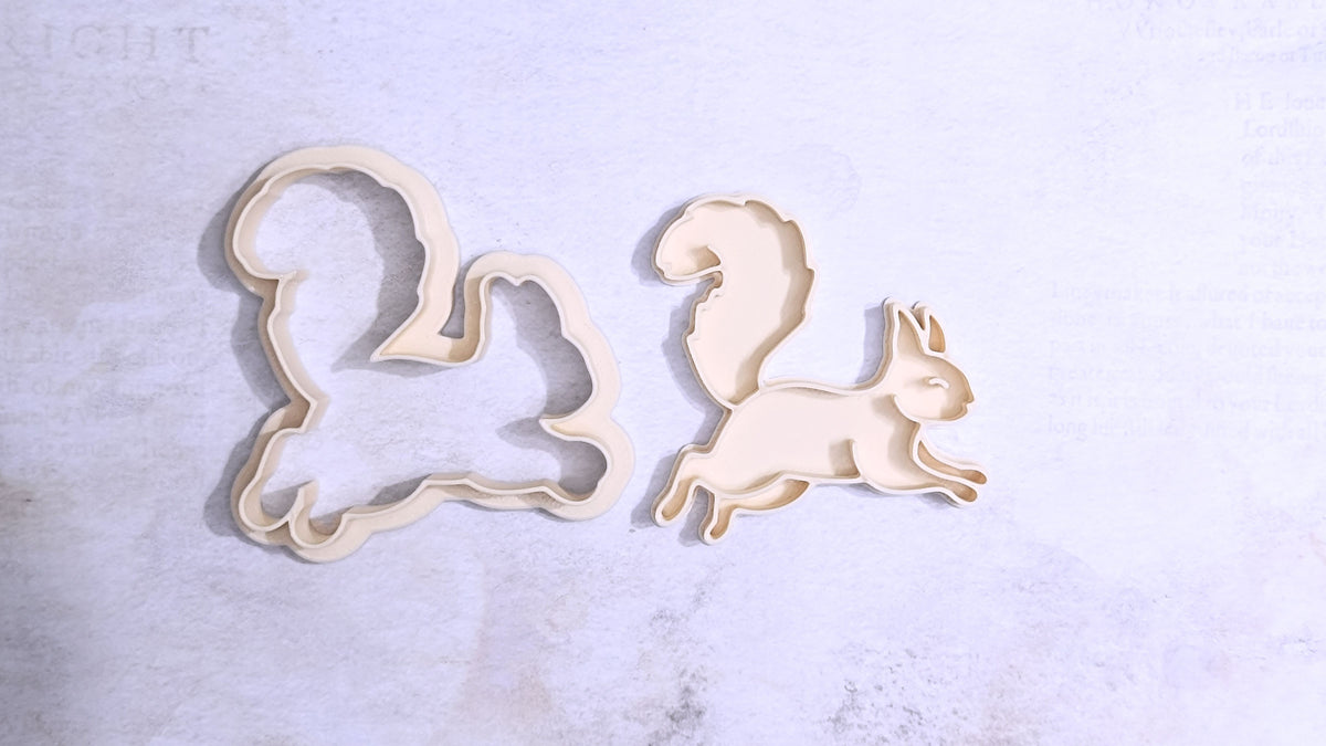 Squirrel, running - cookie cutter set
