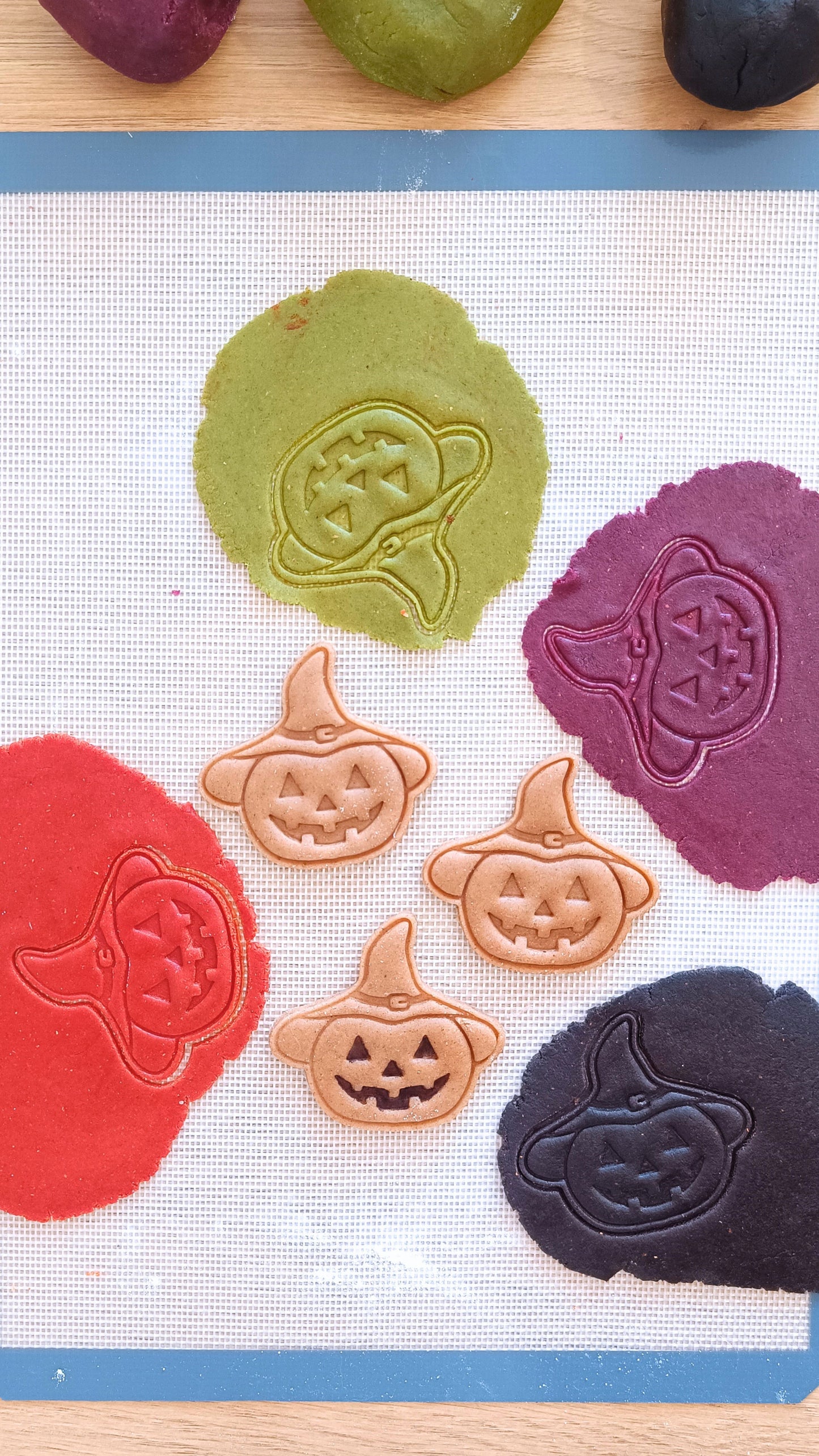 Pumpkin with hat- cookie cutter set