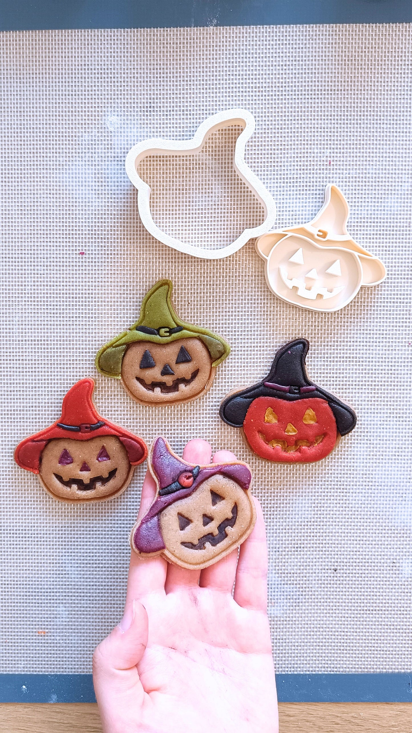 Pumpkin with hat- cookie cutter set