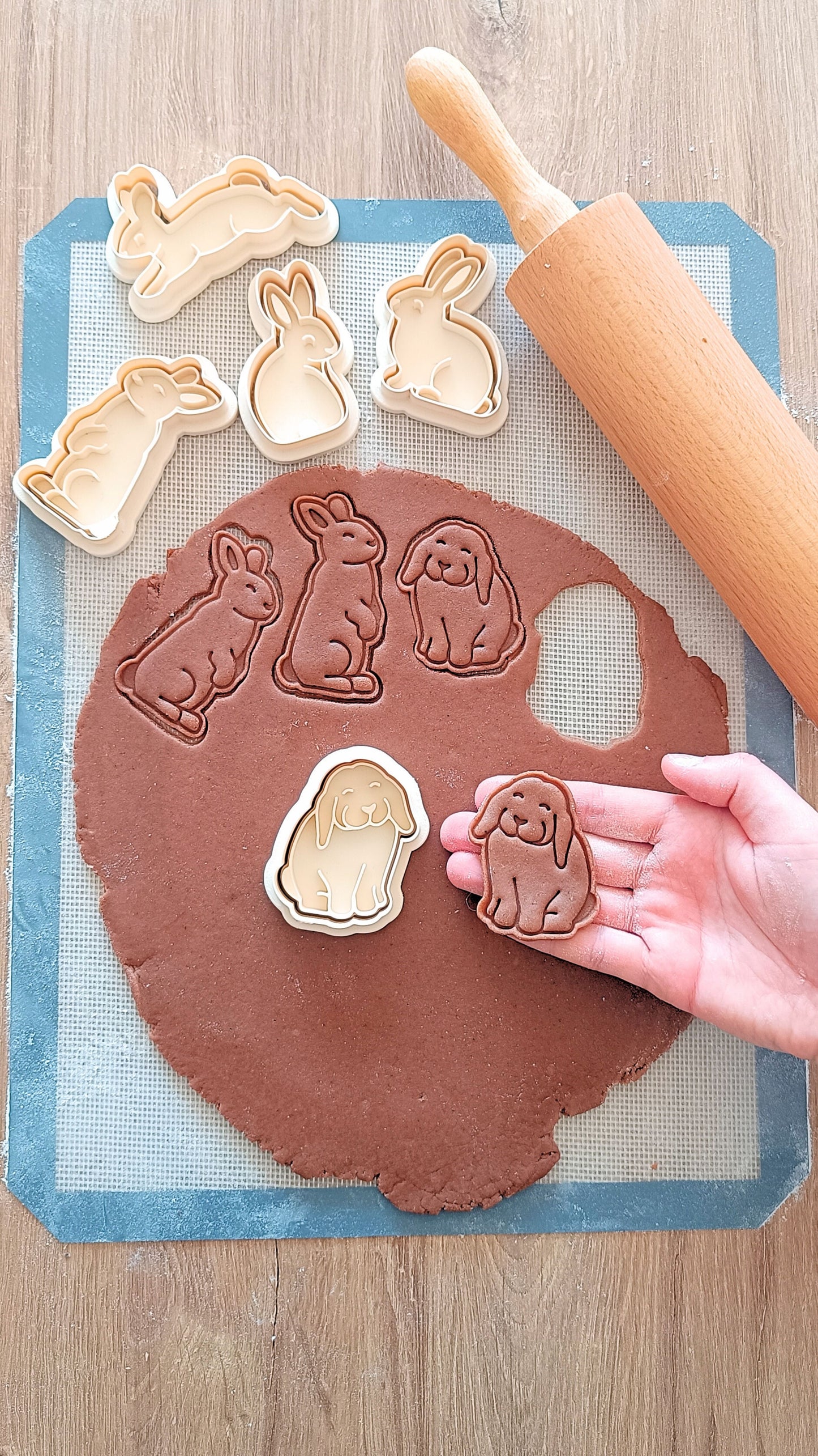 Floppy ear bunny - cookie cutter set
