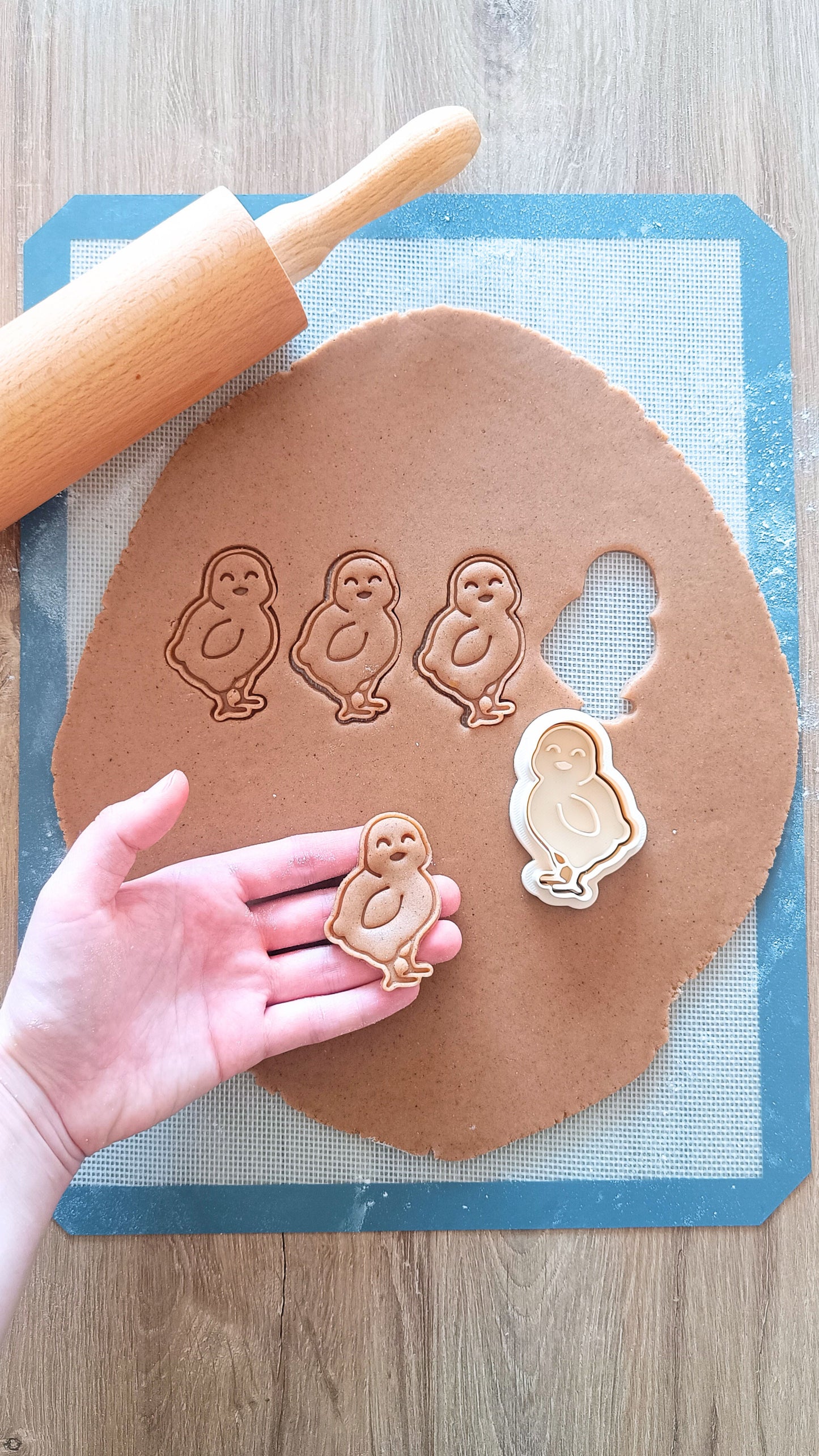 Chick - cookie cutter set