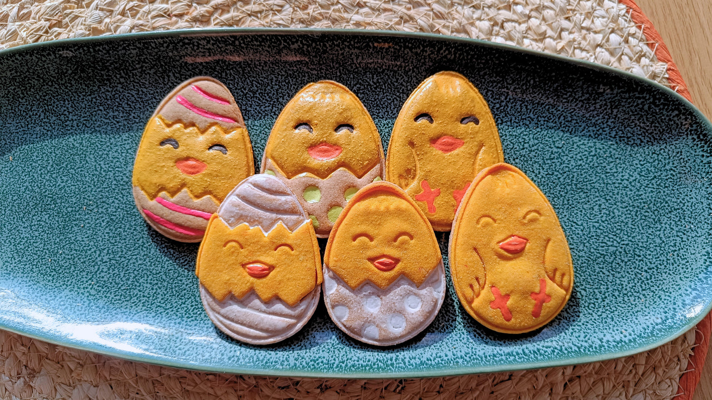 Chickens in the egg - cookie cutter set
