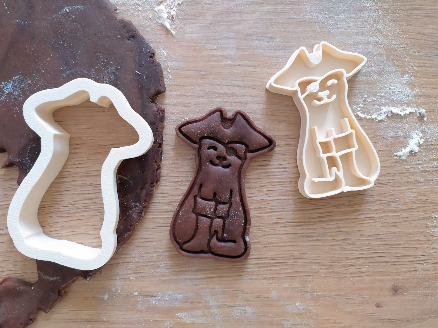 Cat in costume, pirate  - cookie cutter set