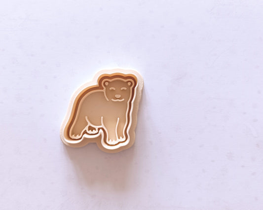 Baby bear, standing - cookie cutter set