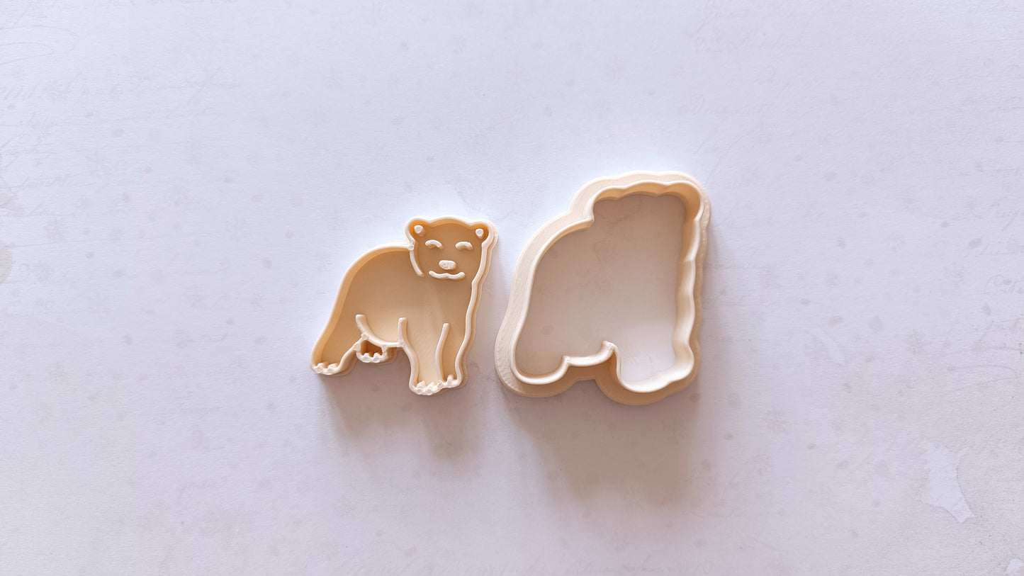 Baby bear, standing - cookie cutter set