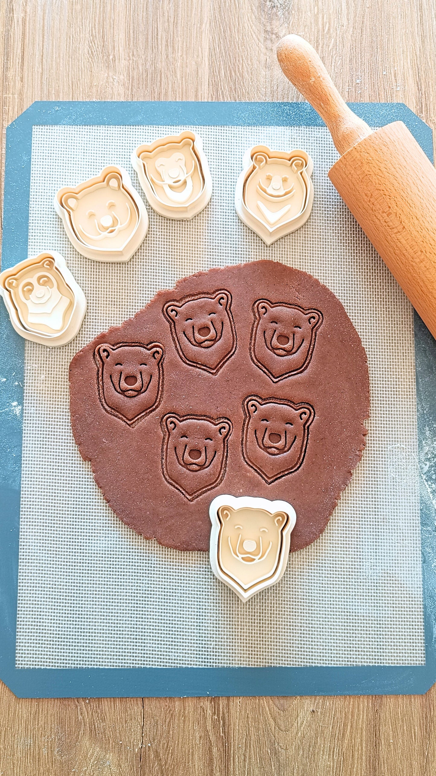 Polar bear head - cookie cutter set