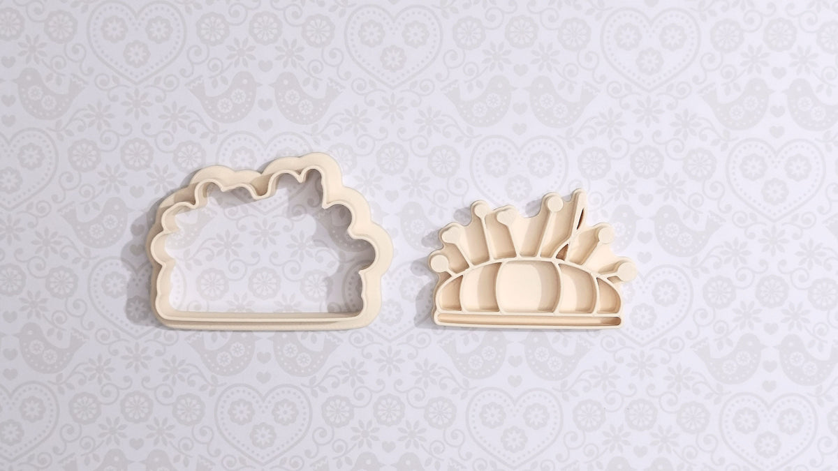 Pin cushion - cookie cutter set