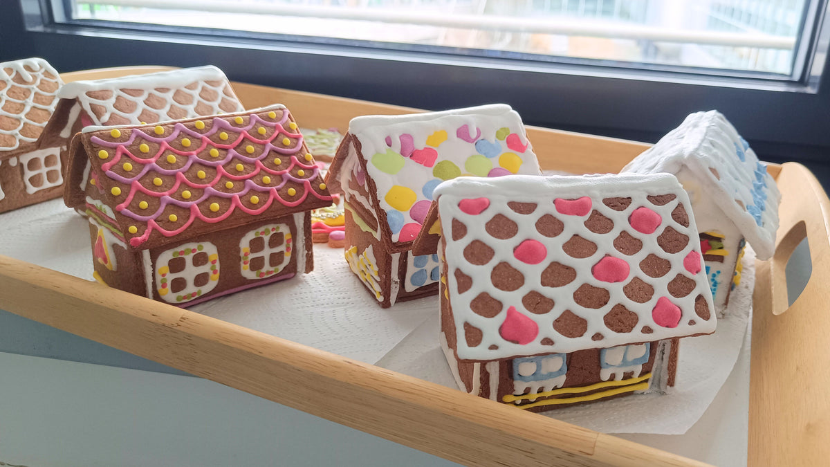Gingerbread house DIY - cookie cutter set